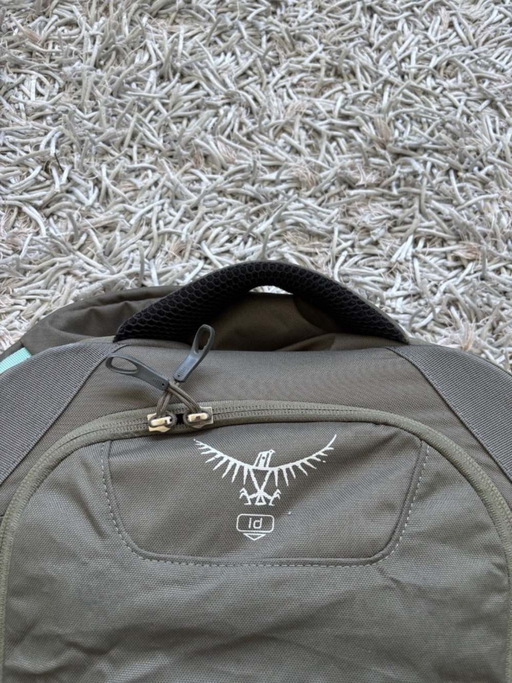 Fairview 70L Travel Backpack in Green Olive / Blue Authentic❤️ - Picture 10 of 12